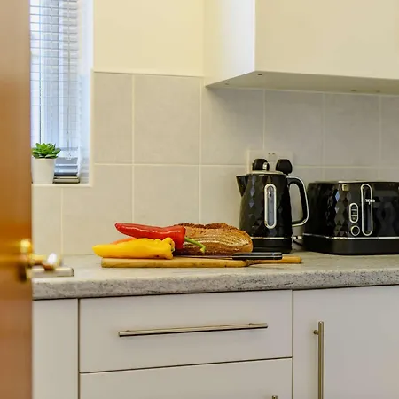 2 Bed In 86001 Holiday home