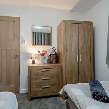 2 Bed In 86001 Prázdninový dům *